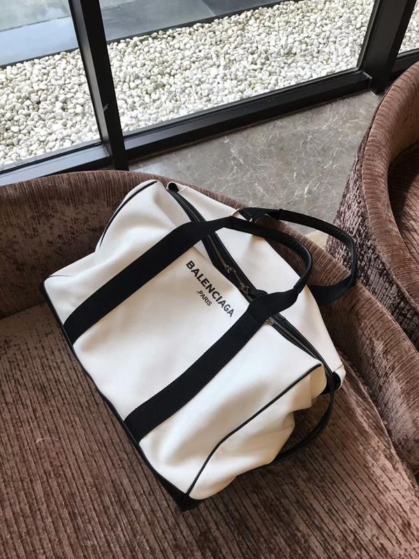 BALENCIAGAバレンシアガ ボストンバッグ コピー 2024新作 Canvas Duffel Bag 7042716